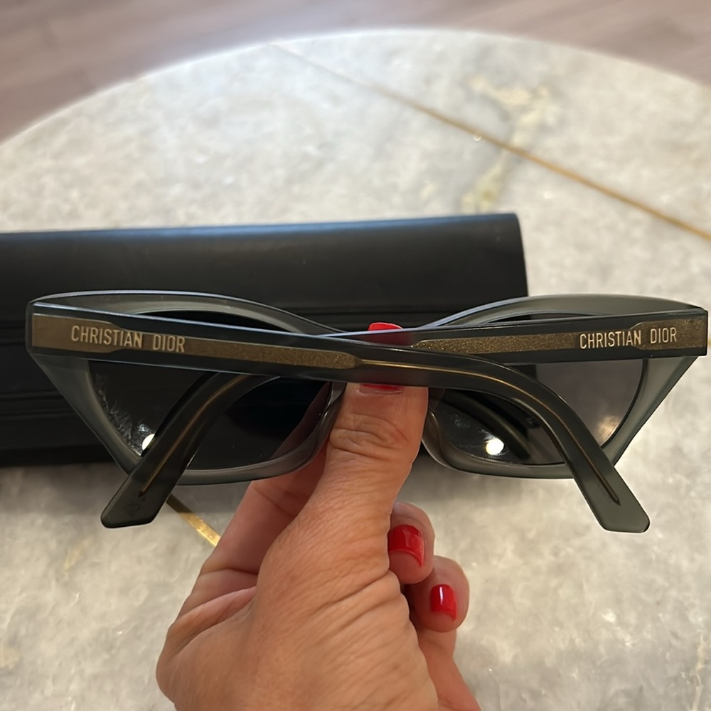 Christian Dior 💯 authentic. Purchased in Milan, Italy.